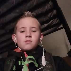 Meet your Posher, Miles